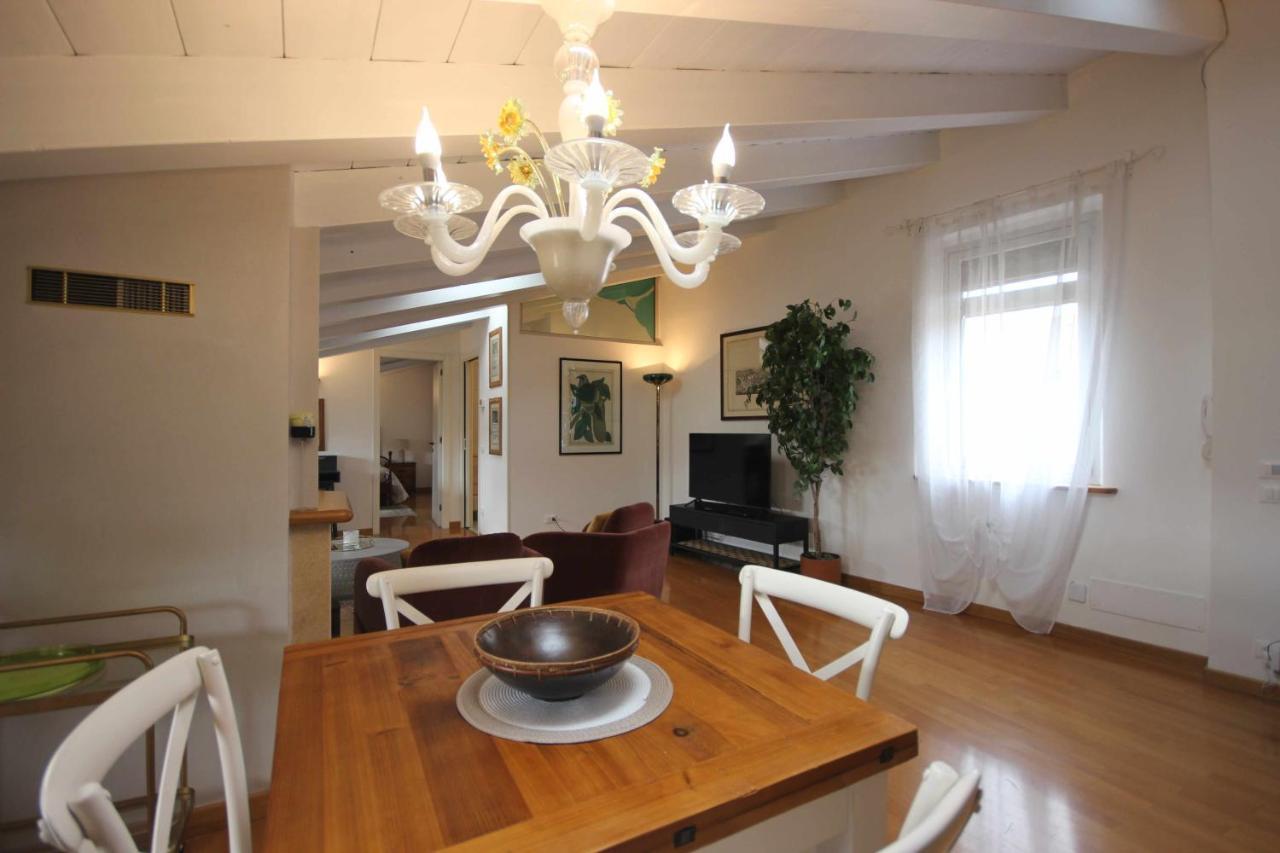 Case Vr Holiday Attico San Domenico Verona Kültér fotó